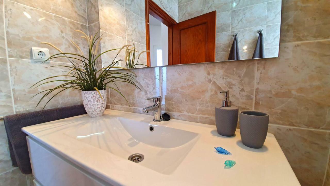 Ferienhaus Casa Blanca - Tarajalejo - Glasfaserinternet - Meerblick ภายนอก รูปภาพ