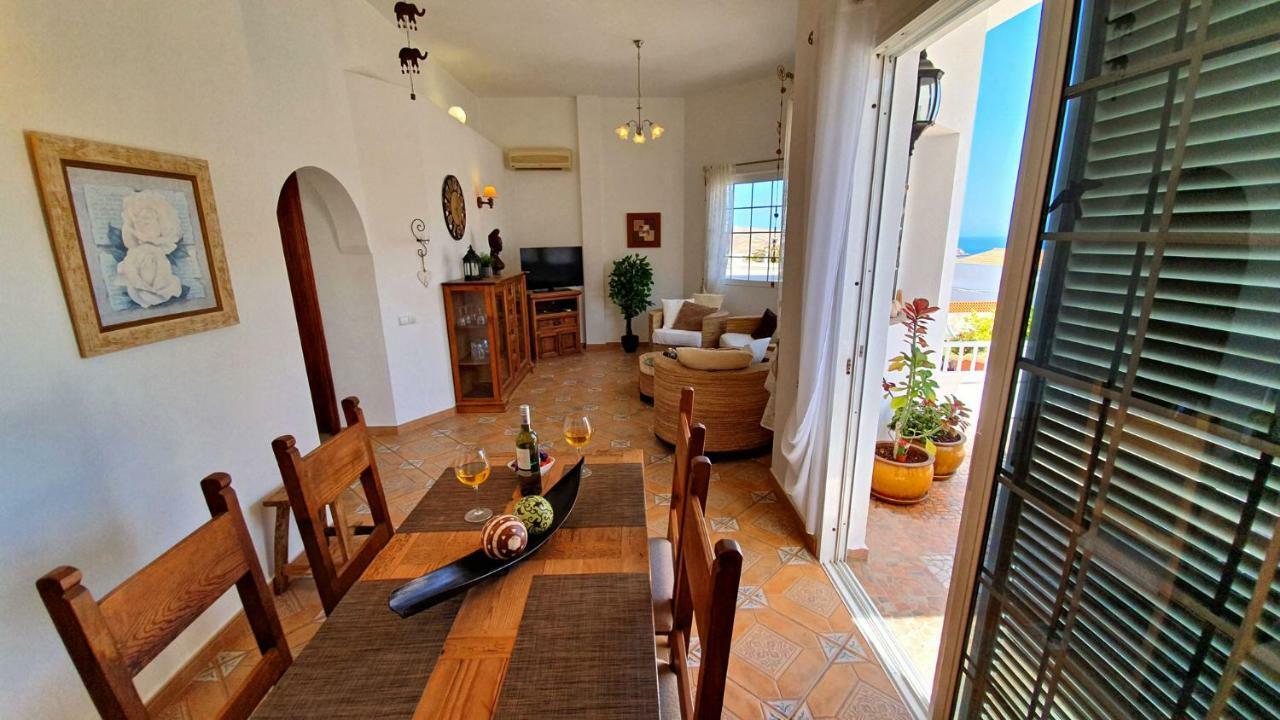 Ferienhaus Casa Blanca - Tarajalejo - Glasfaserinternet - Meerblick ภายนอก รูปภาพ
