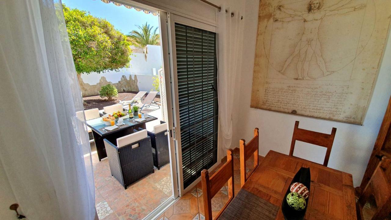 Ferienhaus Casa Blanca - Tarajalejo - Glasfaserinternet - Meerblick ภายนอก รูปภาพ